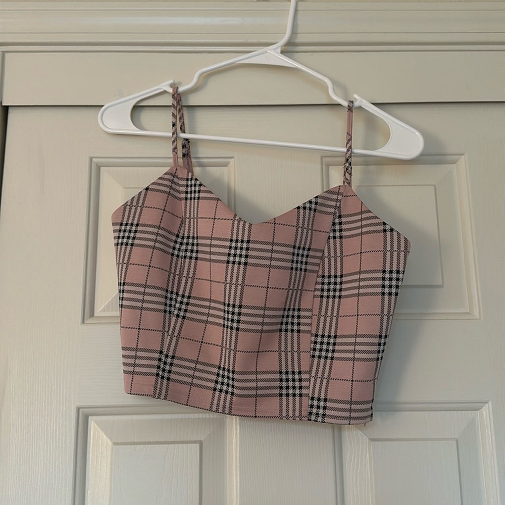 Medium pink and black plaid tank top from love tree